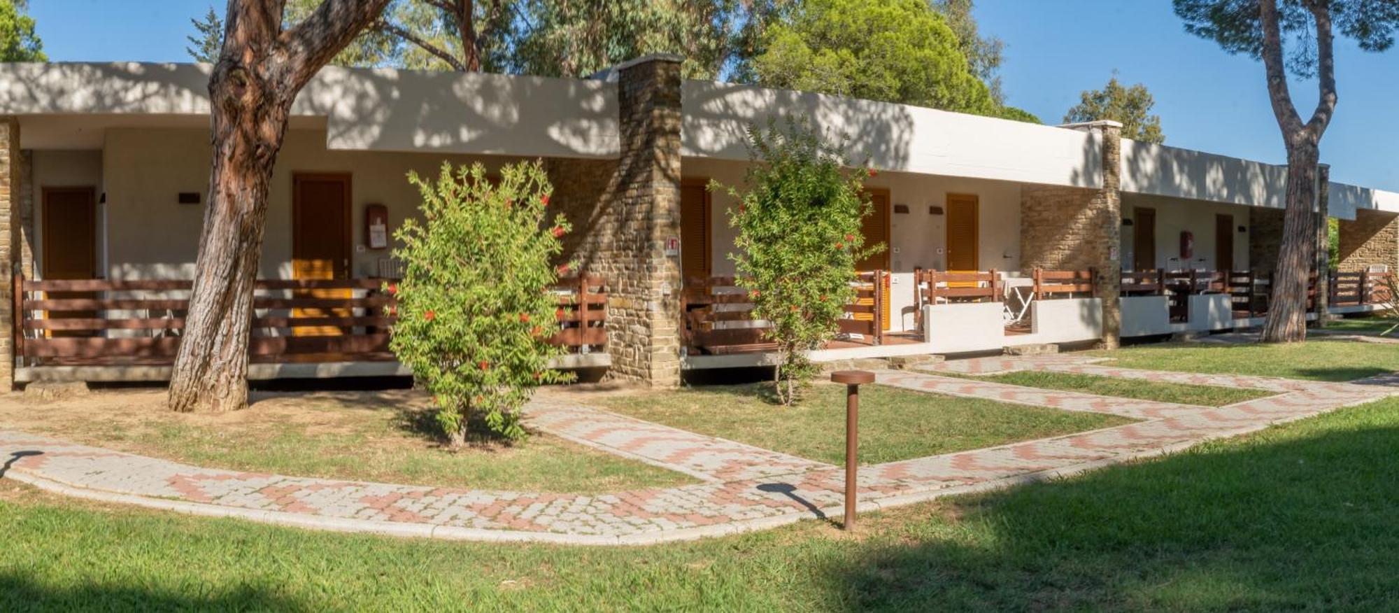 Golfo Del Sole Hotel & Holiday Resort Фоллоника Экстерьер фото